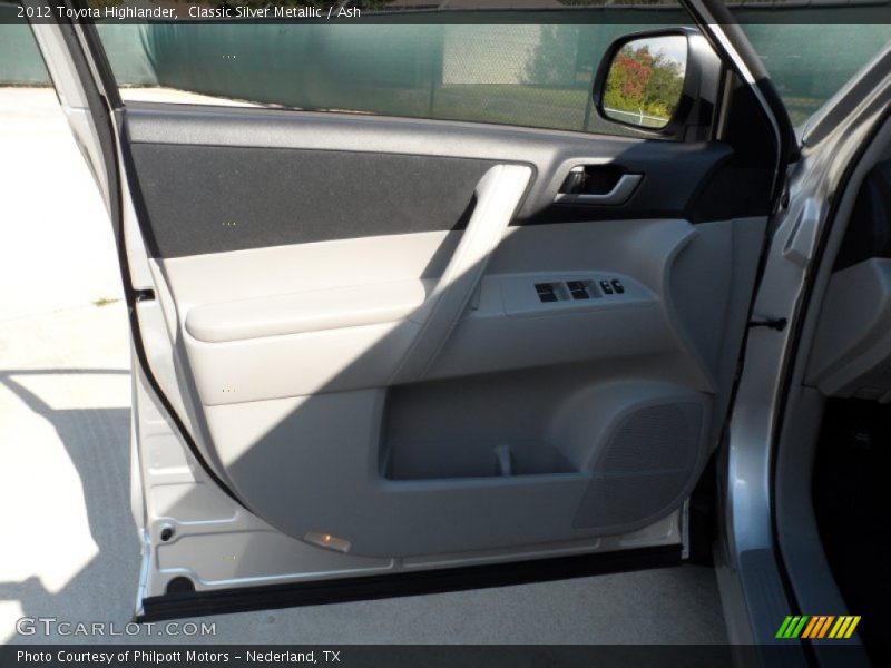 Classic Silver Metallic / Ash 2012 Toyota Highlander