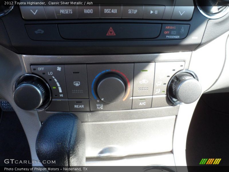 Classic Silver Metallic / Ash 2012 Toyota Highlander