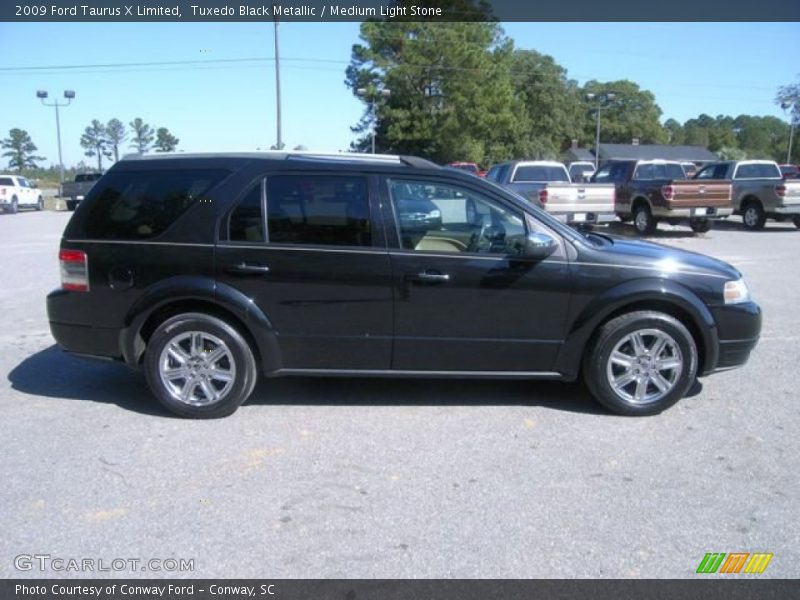 Tuxedo Black Metallic / Medium Light Stone 2009 Ford Taurus X Limited