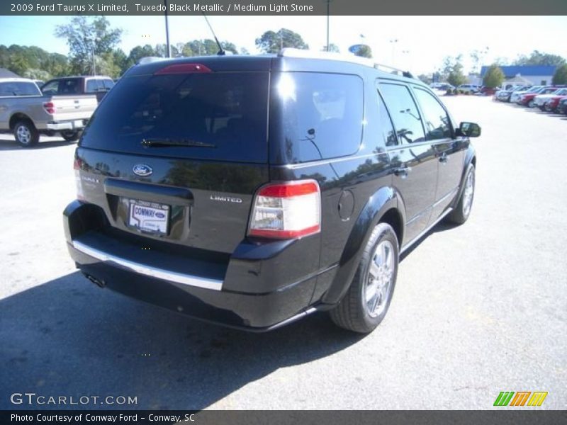 Tuxedo Black Metallic / Medium Light Stone 2009 Ford Taurus X Limited