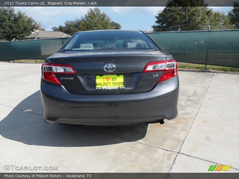 Magnetic Gray Metallic / Ash 2012 Toyota Camry LE