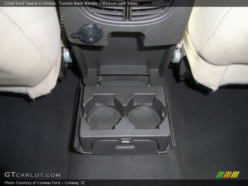 Tuxedo Black Metallic / Medium Light Stone 2009 Ford Taurus X Limited