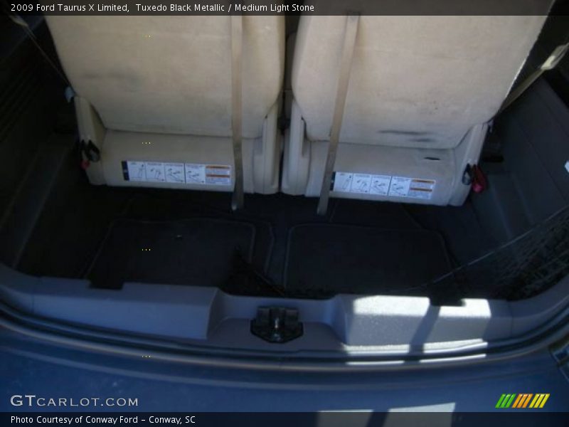 Tuxedo Black Metallic / Medium Light Stone 2009 Ford Taurus X Limited