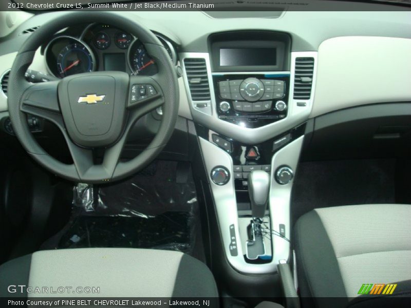 Summit White / Jet Black/Medium Titanium 2012 Chevrolet Cruze LS