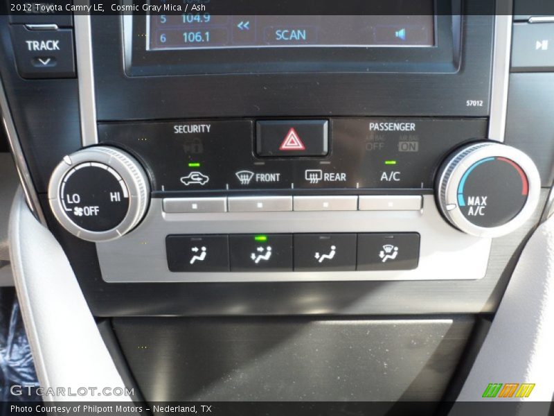 Controls of 2012 Camry LE