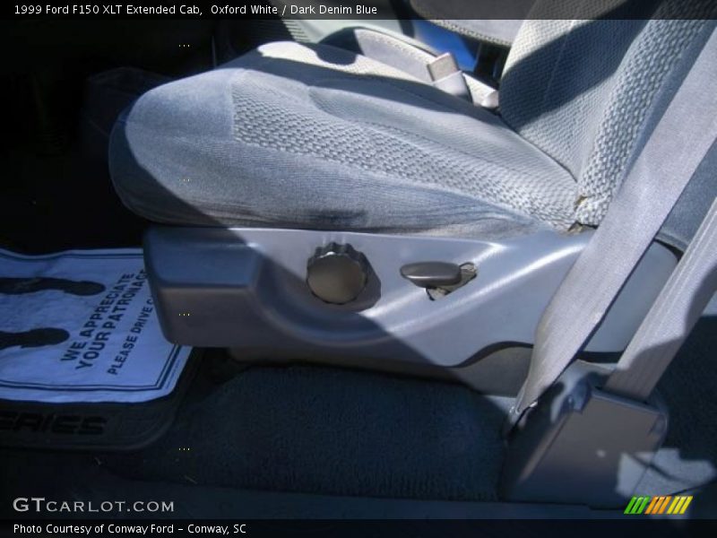 Oxford White / Dark Denim Blue 1999 Ford F150 XLT Extended Cab
