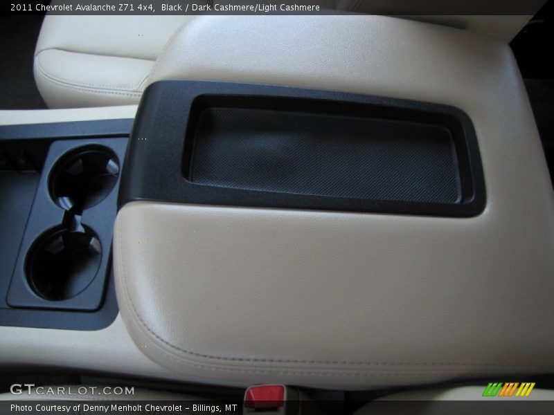 Black / Dark Cashmere/Light Cashmere 2011 Chevrolet Avalanche Z71 4x4