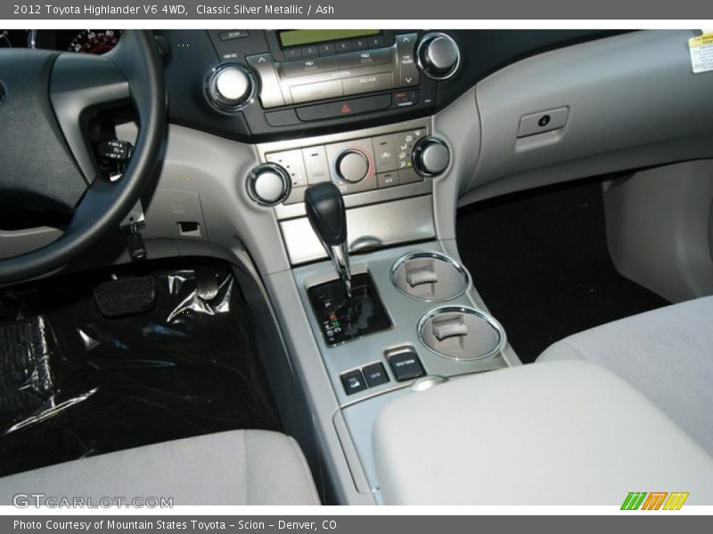 Classic Silver Metallic / Ash 2012 Toyota Highlander V6 4WD