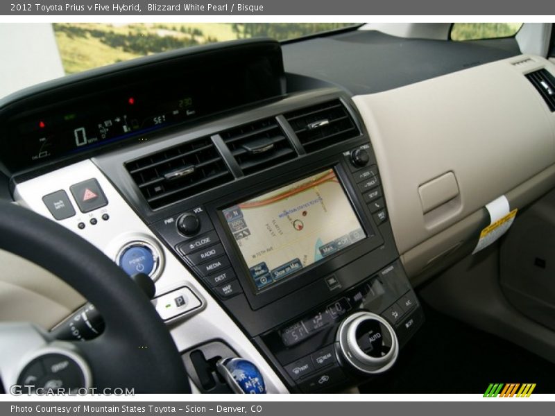 Navigation of 2012 Prius v Five Hybrid