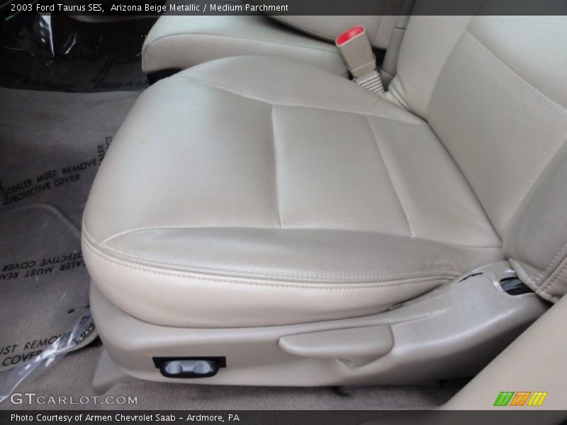 Arizona Beige Metallic / Medium Parchment 2003 Ford Taurus SES