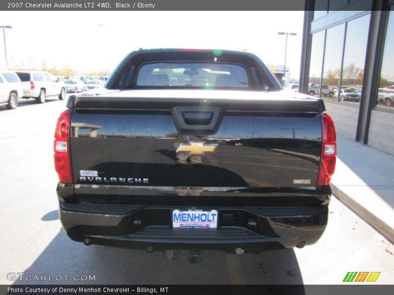 Black / Ebony 2007 Chevrolet Avalanche LTZ 4WD