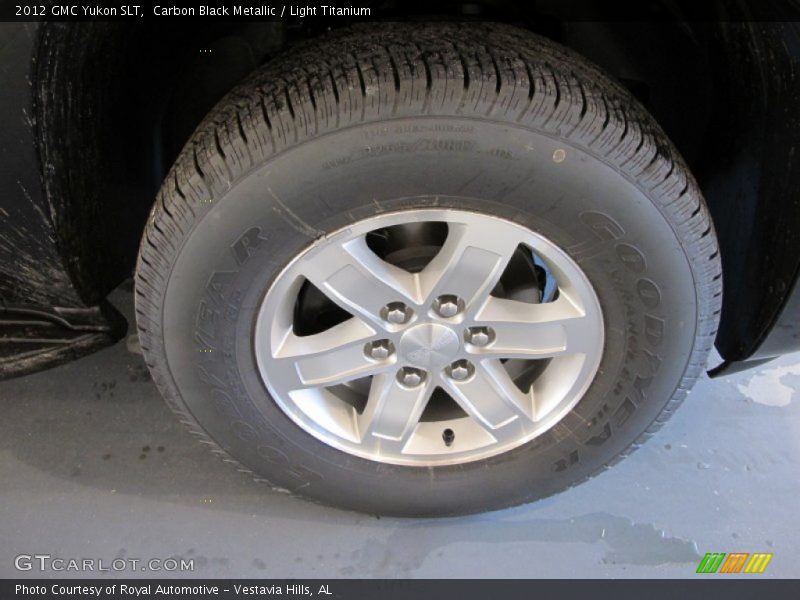 Carbon Black Metallic / Light Titanium 2012 GMC Yukon SLT
