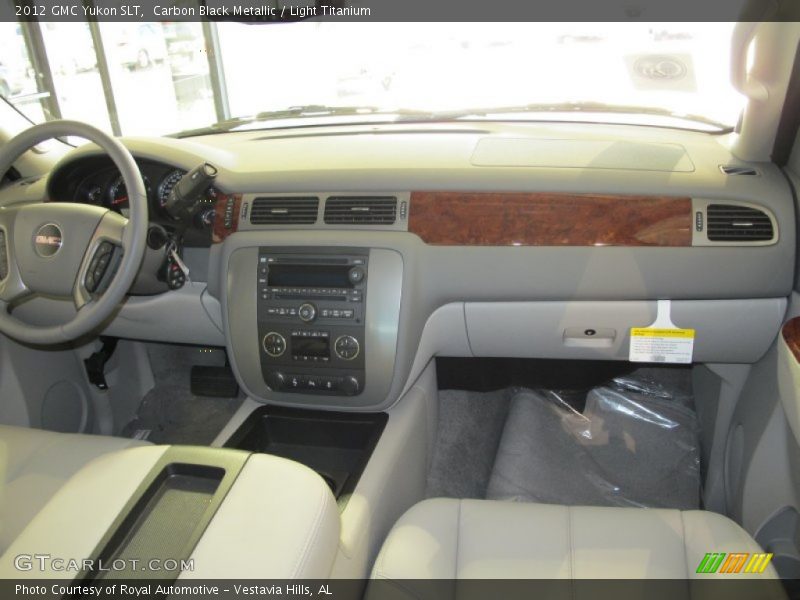 Carbon Black Metallic / Light Titanium 2012 GMC Yukon SLT