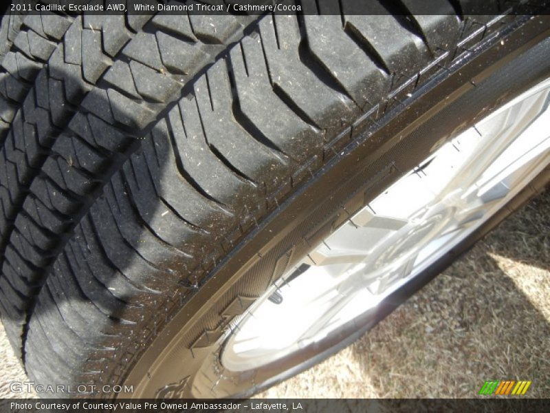 White Diamond Tricoat / Cashmere/Cocoa 2011 Cadillac Escalade AWD