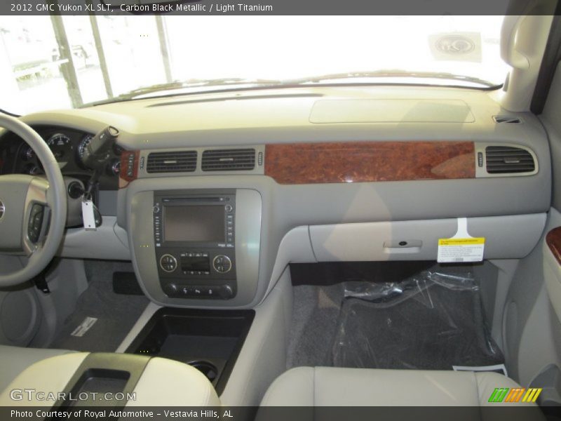 Carbon Black Metallic / Light Titanium 2012 GMC Yukon XL SLT