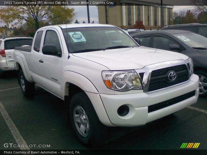 Super White / Graphite Gray 2011 Toyota Tacoma SR5 Access Cab 4x4