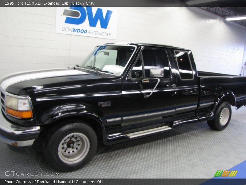 Black / Gray 1995 Ford F150 XLT Extended Cab