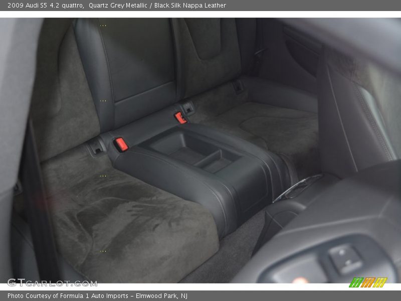 Quartz Grey Metallic / Black Silk Nappa Leather 2009 Audi S5 4.2 quattro