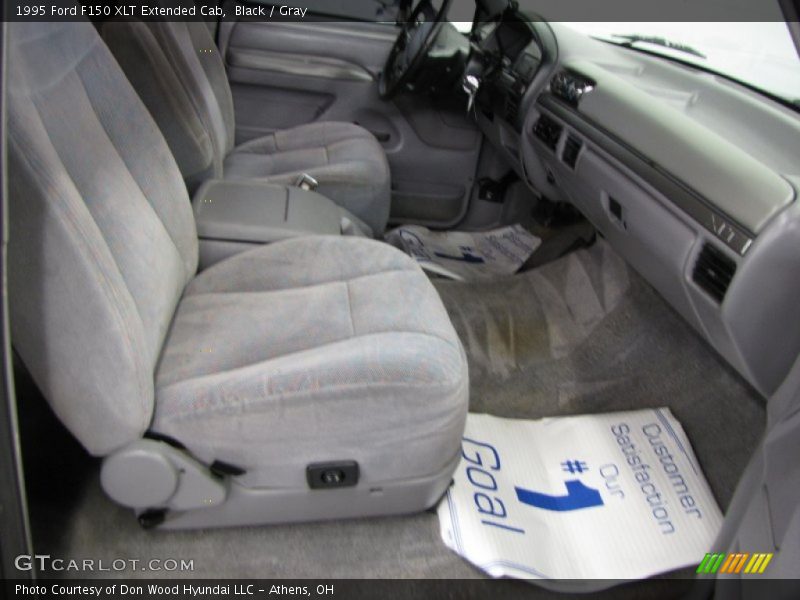 Black / Gray 1995 Ford F150 XLT Extended Cab