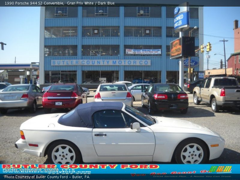 Gran Prix White / Dark Blue 1990 Porsche 944 S2 Convertible