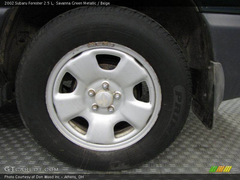 Savanna Green Metallic / Beige 2002 Subaru Forester 2.5 L