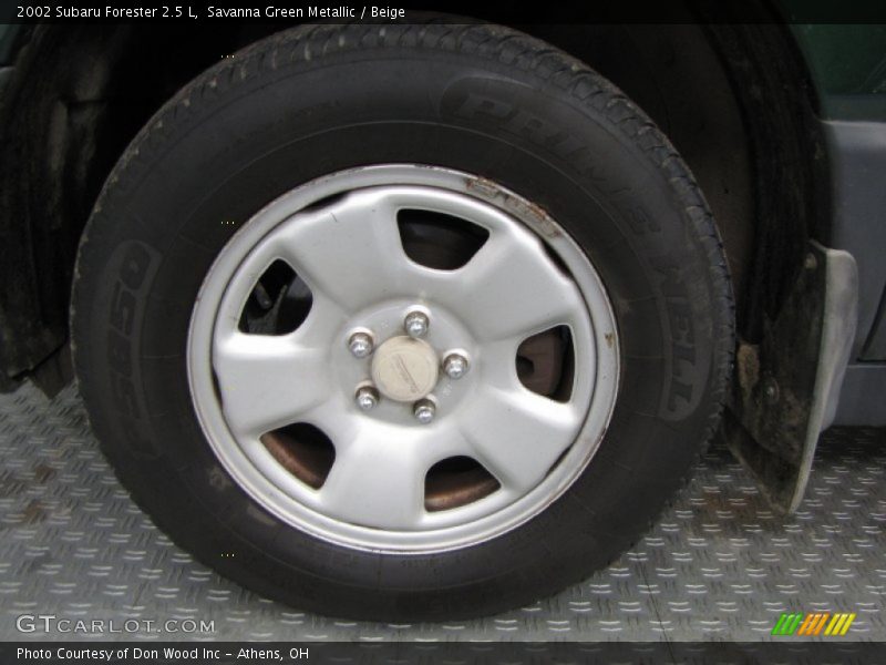 Savanna Green Metallic / Beige 2002 Subaru Forester 2.5 L
