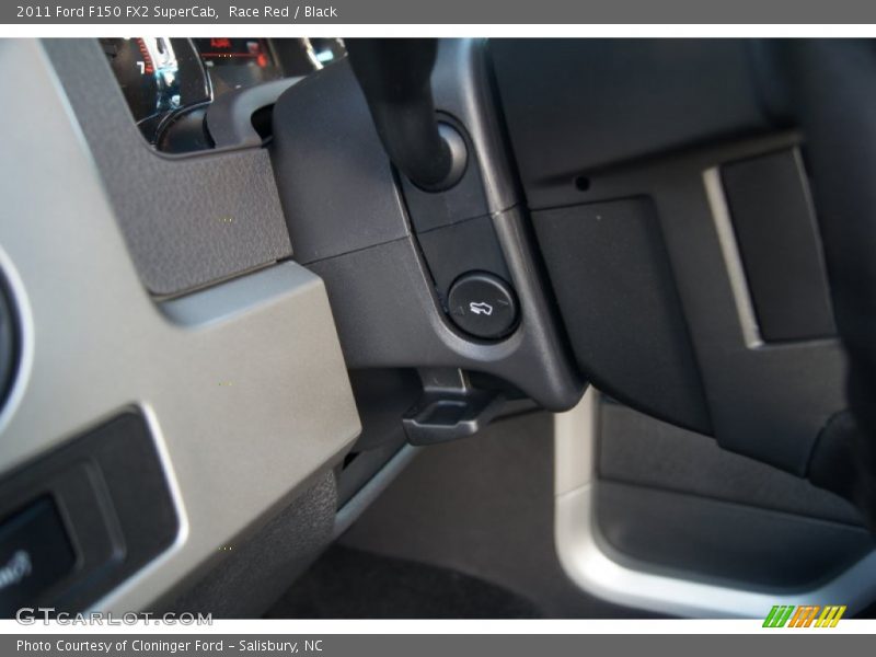 Race Red / Black 2011 Ford F150 FX2 SuperCab