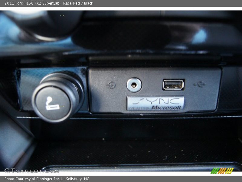 Race Red / Black 2011 Ford F150 FX2 SuperCab