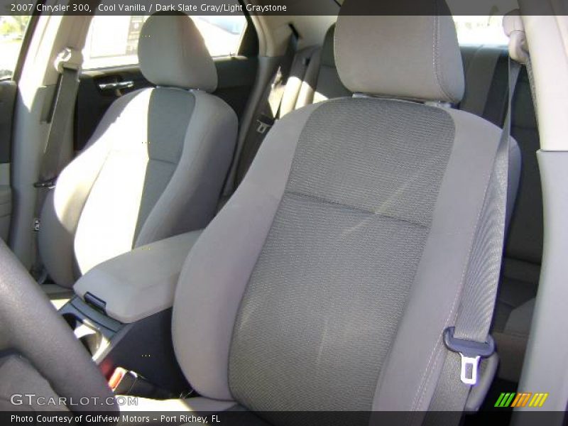 Cool Vanilla / Dark Slate Gray/Light Graystone 2007 Chrysler 300