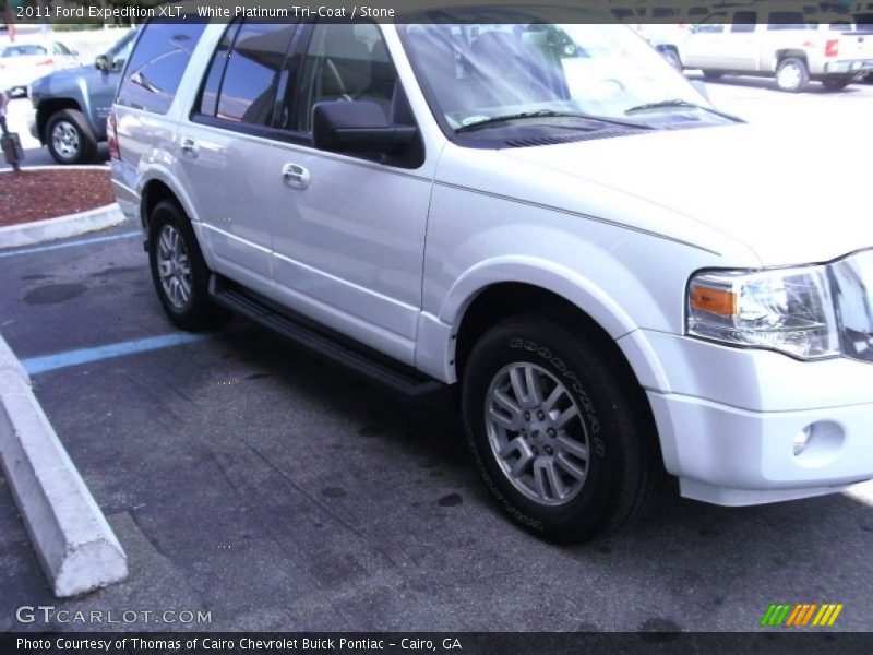 White Platinum Tri-Coat / Stone 2011 Ford Expedition XLT