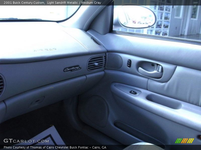 Light Sandrift Metallic / Medium Gray 2001 Buick Century Custom