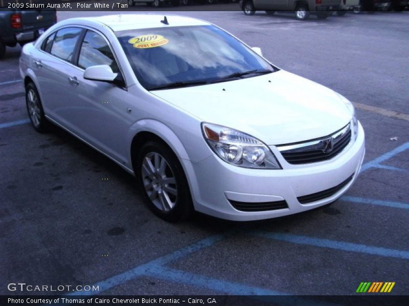 Polar White / Tan 2009 Saturn Aura XR