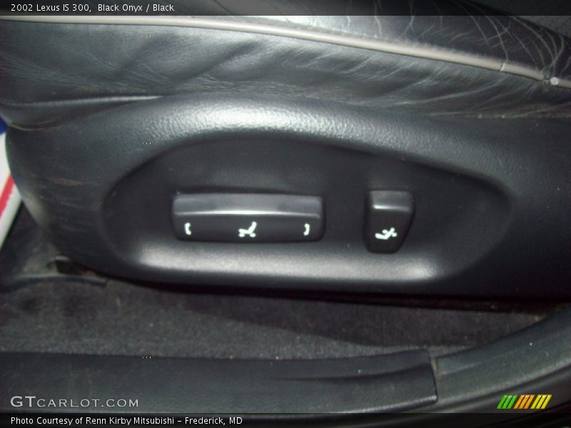 Black Onyx / Black 2002 Lexus IS 300