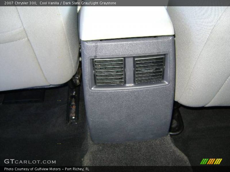 Cool Vanilla / Dark Slate Gray/Light Graystone 2007 Chrysler 300