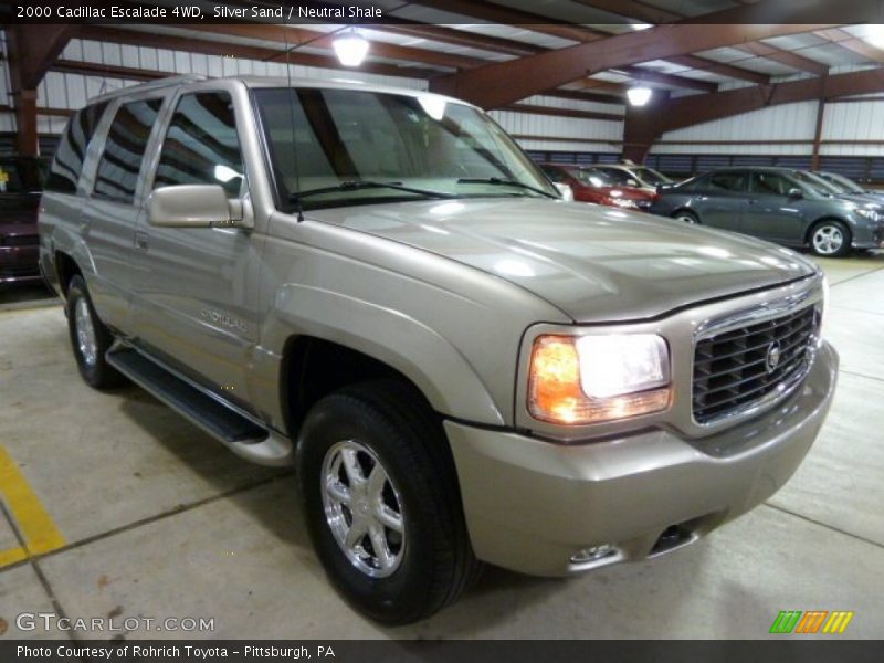 Silver Sand / Neutral Shale 2000 Cadillac Escalade 4WD
