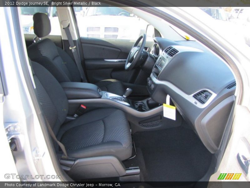 Bright Silver Metallic / Black 2012 Dodge Journey SE