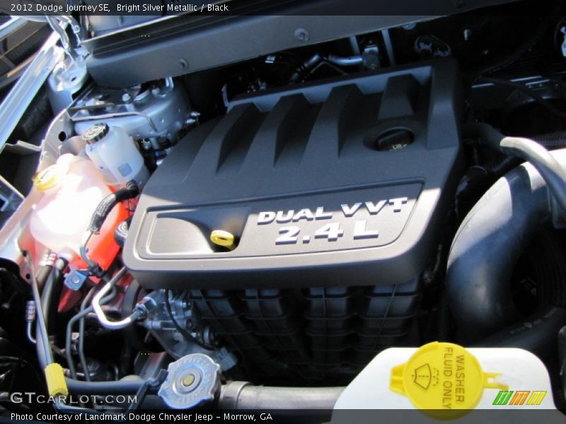 Bright Silver Metallic / Black 2012 Dodge Journey SE