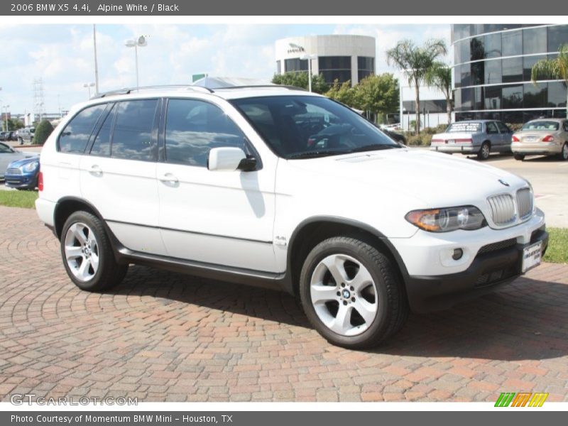 Alpine White / Black 2006 BMW X5 4.4i