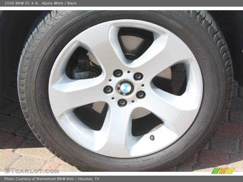 Alpine White / Black 2006 BMW X5 4.4i