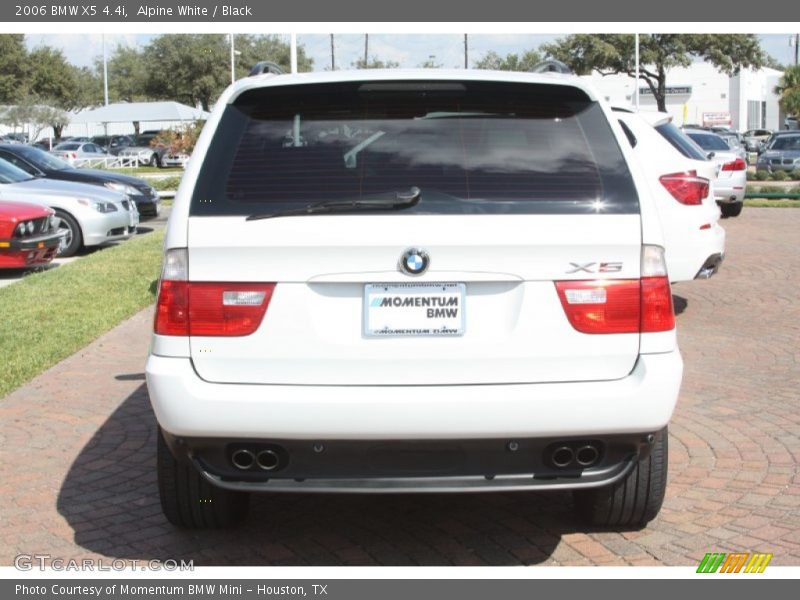 Alpine White / Black 2006 BMW X5 4.4i