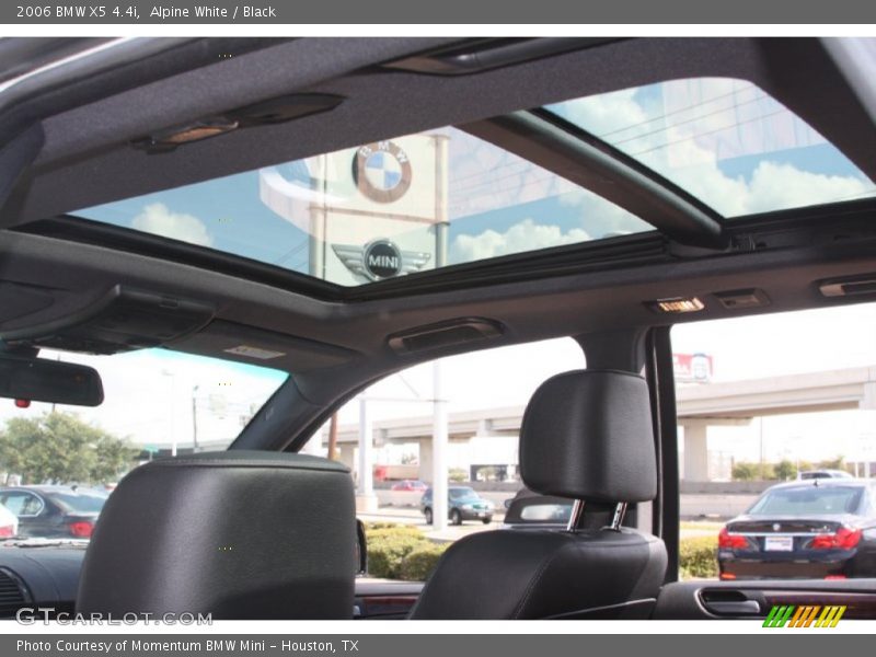 Alpine White / Black 2006 BMW X5 4.4i