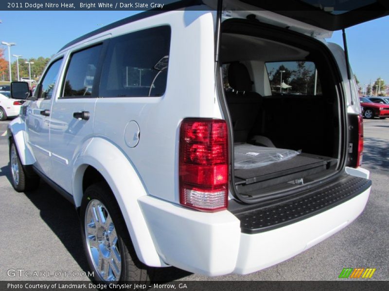 Bright White / Dark Slate Gray 2011 Dodge Nitro Heat