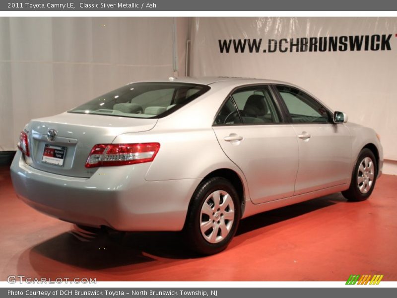Classic Silver Metallic / Ash 2011 Toyota Camry LE