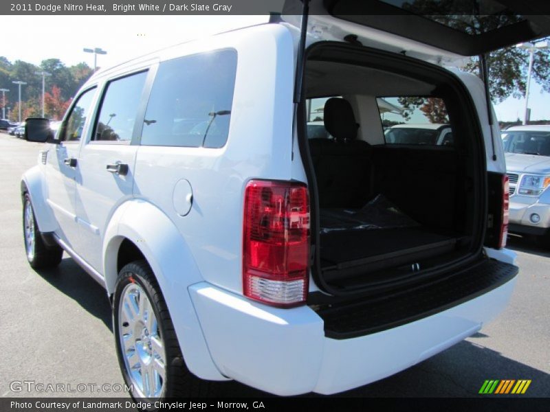 Bright White / Dark Slate Gray 2011 Dodge Nitro Heat