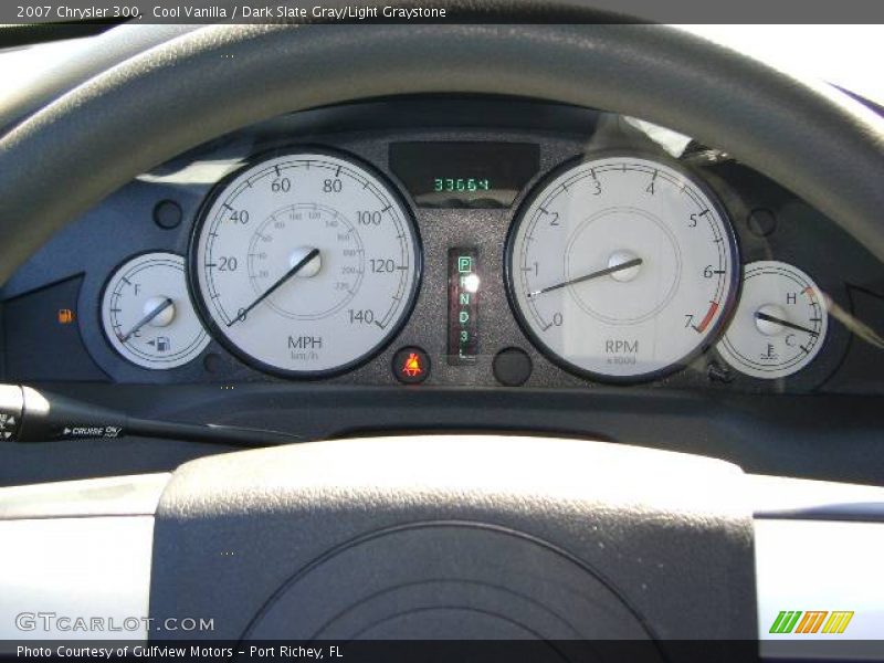 Cool Vanilla / Dark Slate Gray/Light Graystone 2007 Chrysler 300