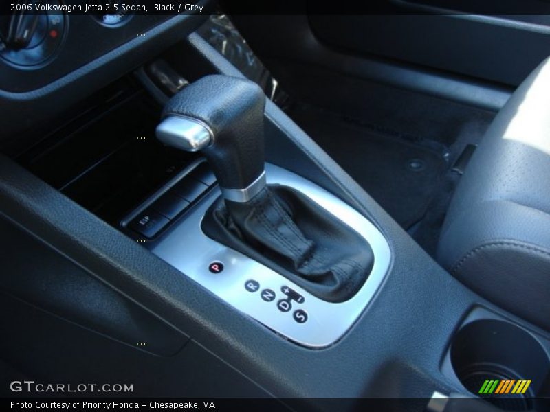Black / Grey 2006 Volkswagen Jetta 2.5 Sedan