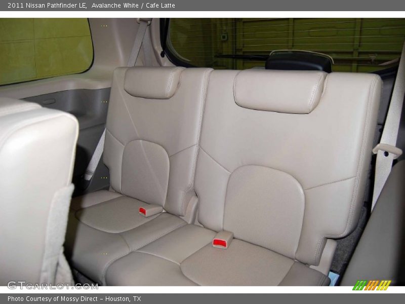 Avalanche White / Cafe Latte 2011 Nissan Pathfinder LE