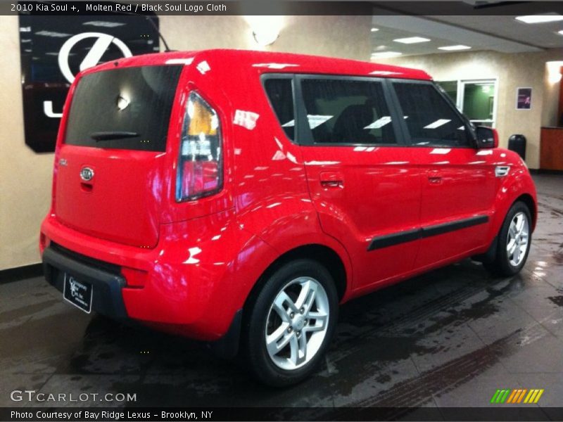 Molten Red / Black Soul Logo Cloth 2010 Kia Soul +