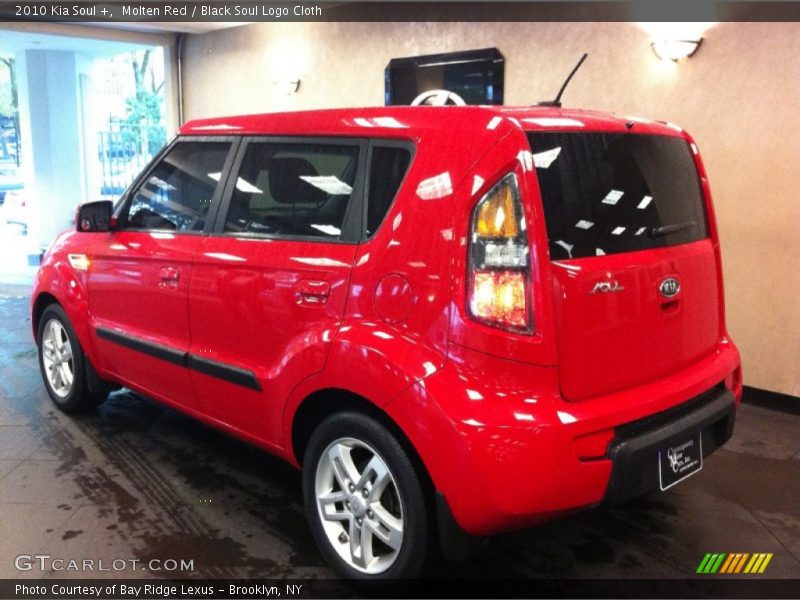 Molten Red / Black Soul Logo Cloth 2010 Kia Soul +
