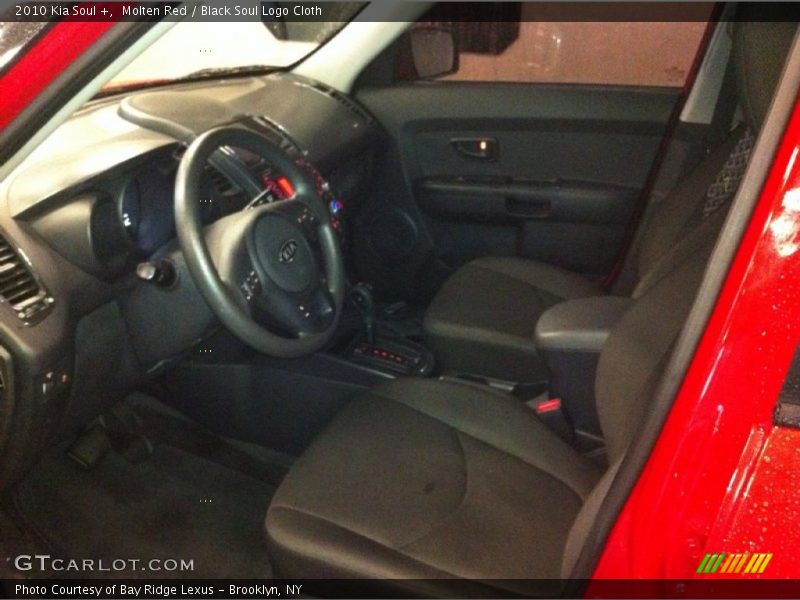 Molten Red / Black Soul Logo Cloth 2010 Kia Soul +